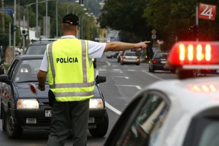 Ilustračný obrázok k článku Veľká policajná akcia: Dajte si bacha najmä na pásy, riskujete 60 €