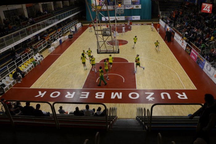Ilustračný obrázok k článku Tesné a dôležité víťazstvo basketbalovej Ruže