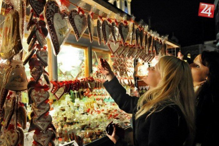 Ilustračný obrázok k článku Vianočné trhy v Moravciach? Ružovo to nevyzerá ani tento rok, mesto však má niečo zaujímavé v pláne...