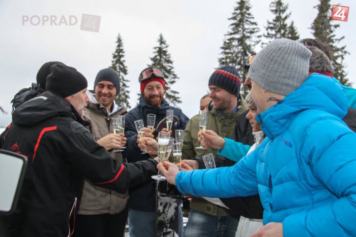 Ilustračný obrázok k článku Prvý víkend lyžovačky majú Vysoké Tatry za sebou. Svah na Štrbskom Plese si vyskúšali aj slovenskí tenisti