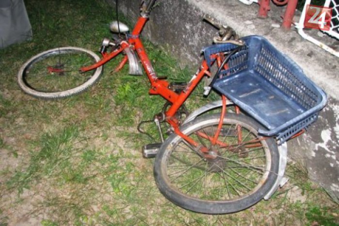 Ilustračný obrázok k článku Pod Zoborom zrazil Citroen cyklistu: Polícia hľadá svedkyňu nehody!