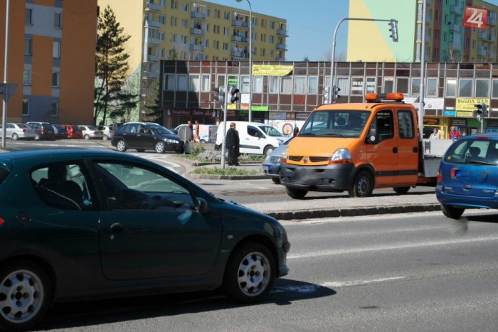 Ilustračný obrázok k článku Štatistický úrad si posvieti na účty Zlatomoravčanov: O čo ide a aké informácie sa budú zisťovať?