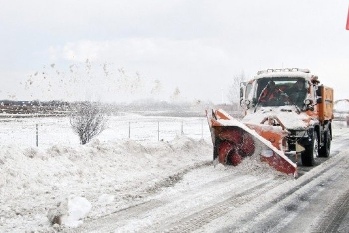Ilustračný obrázok k článku Zima predo dvermi: Košickí cestári sa chystajú na prvú snehovú nádielku!
