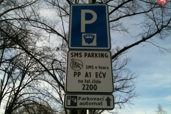 Ilustračný obrázok k článku V lete zvýhodnia režim parkovania na vybraných parkoviskách v centre