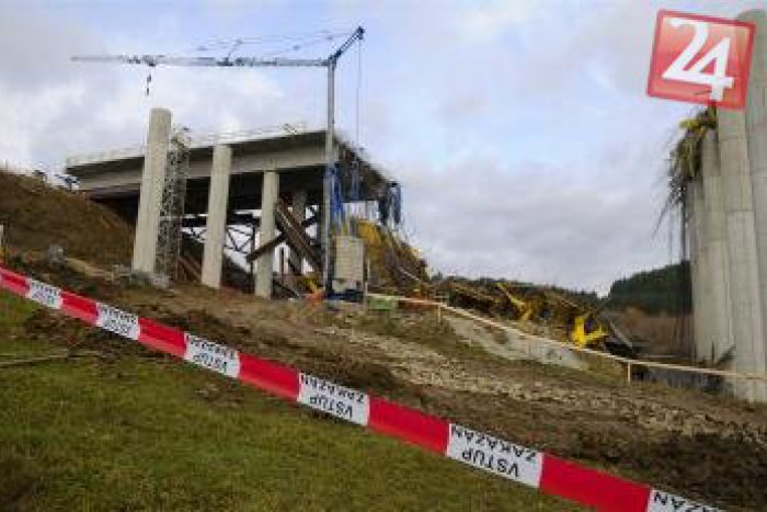 Ilustračný obrázok k článku Tragický pád mosta v Kurimanoch: Znalecký posudok má niekoľko sto strán!