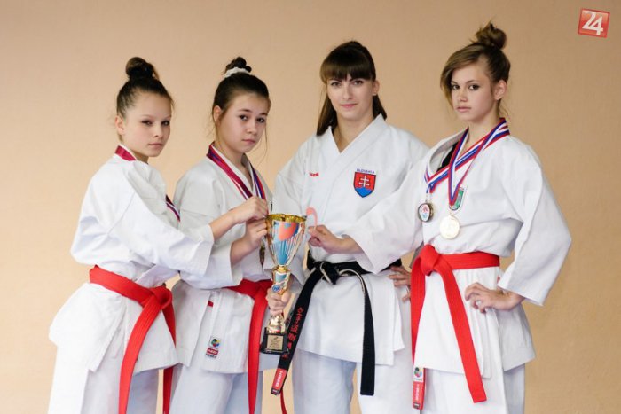 Ilustračný obrázok k článku Úspešné karatistky z Prievidze: Hetrik aj na majstrovstvách Slovenska!