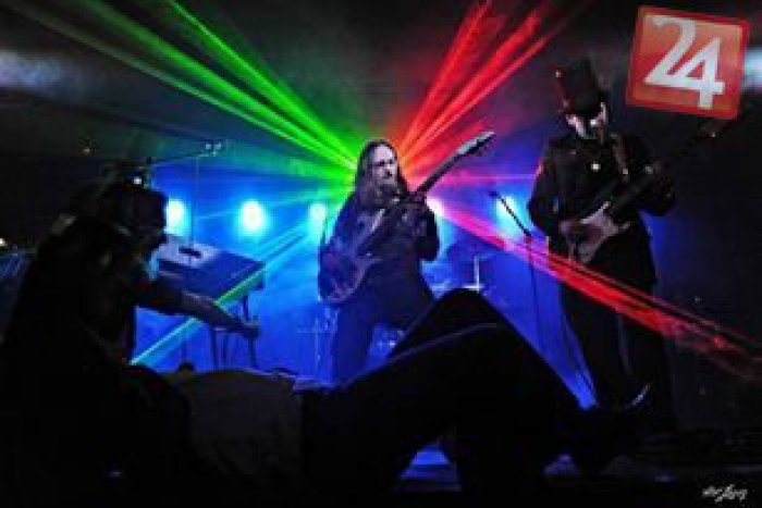 Ilustračný obrázok k článku Bystrická kapela Peacock Ball: Volá sa podľa songu Hammela a Vargu, hrá starý dobrý hardrock