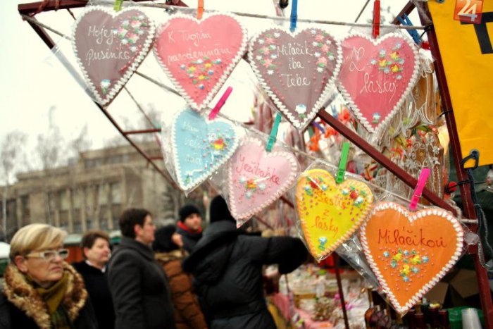 Ilustračný obrázok k článku Najkrajšie sviatky sa už blížia: KOMPLETNÝ PROGRAM vianočných trhov v Michalovciach