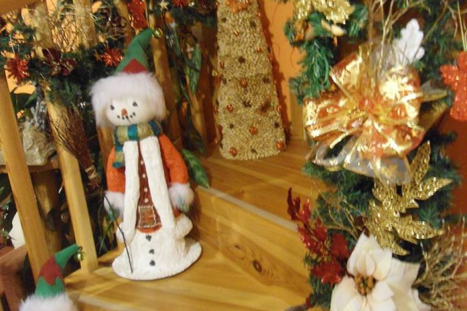 Ilustračný obrázok k článku Ručné práce a dekorácie so zimnou tematikou: Čaká nás výstava s nádychom Vianoc