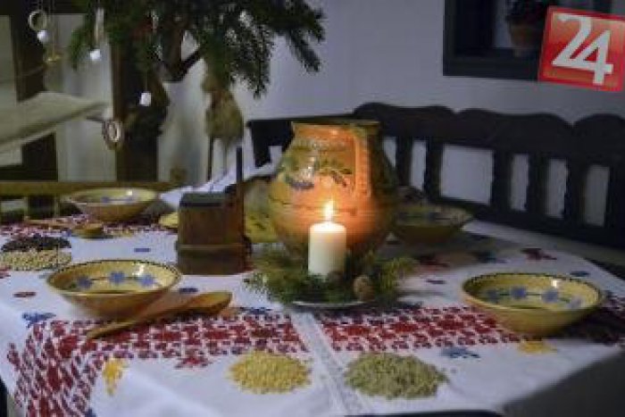 Ilustračný obrázok k článku Pozrite si vianočné stolovanie Zemplínčanov: Od šľachty až po 21. storočie!