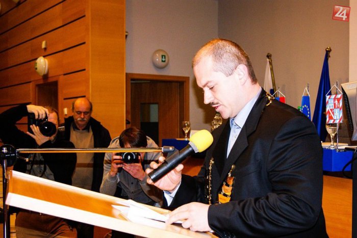 Ilustračný obrázok k článku Nezostrihaný ZÁZNAM: Pozrite si príhovor Kotlebu po inaugurácii za župana