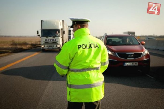 Ilustračný obrázok k článku Týždeň v našom kraji začal s veľkou kontrolou: Policajti odnímali vodičáky!