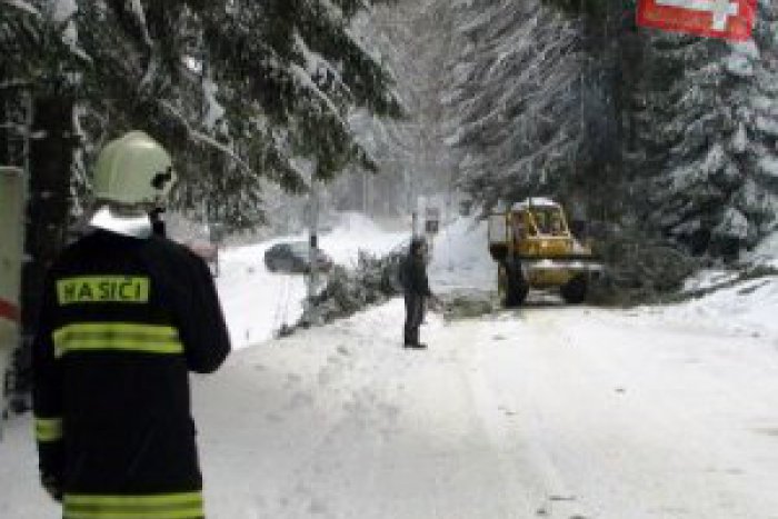 Ilustračný obrázok k článku Vietor úradoval: Mikulášski hasiči museli zasahovať jedenásťkrát