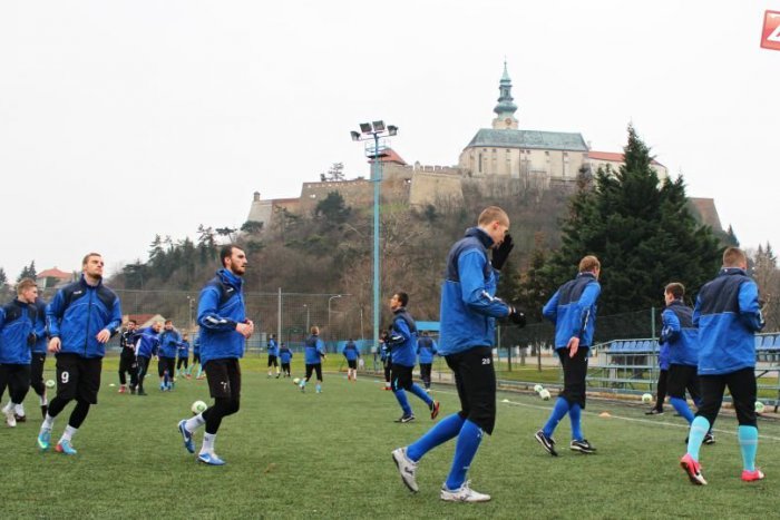 Ilustračný obrázok k článku FC Nitra zahájilo zimnú prípravu: Futbalová Nitra na jar bez trénera Koníka a niekoľkých hráčov!