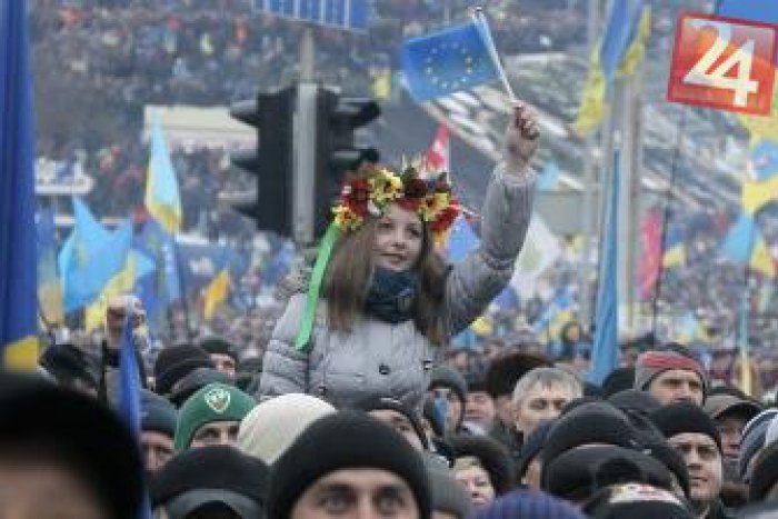 Ilustračný obrázok k článku Ukrajinská fotografia pod Dubňom: Výstava zahŕňa aj autentické zábery masových demonštrácií