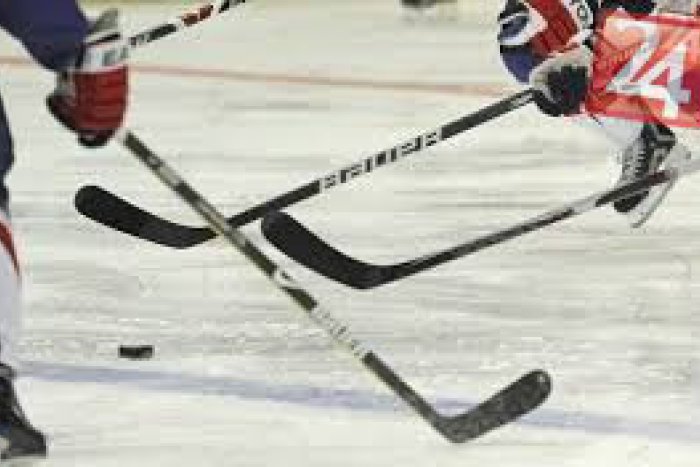 Ilustračný obrázok k článku Slovenská hokejové 16-tka sa predstaví na turnaji vo švajčiarskom Wetzikone: Medzi náhradníkmi aj Brezňan
