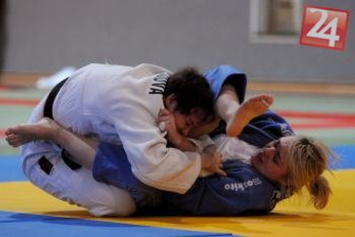 Ilustračný obrázok k článku Medzinárodný Dukla Cup pozná víťaza: Na Štiavničkách sa vo finále stretla Bystrica s Prahou