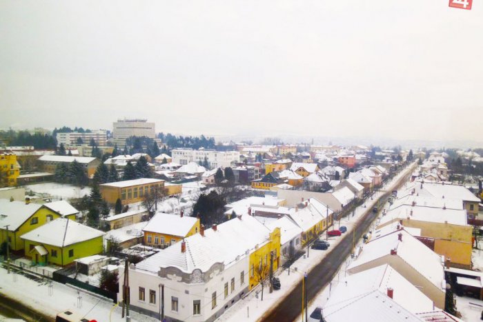 Ilustračný obrázok k článku Pozrite si ten výhľad! Z vodárenskej veže pri peknom počasí vidno aj Tatry
