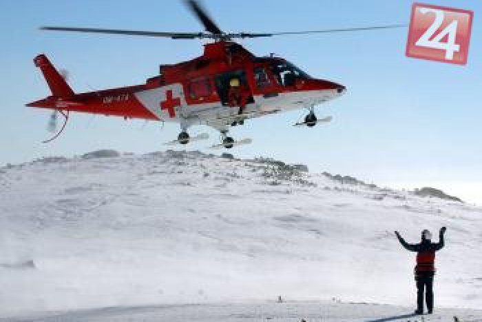 Ilustračný obrázok k článku V Jasnej opäť zasahoval vrtuľník: Leteli po slovenskú lyžiarku