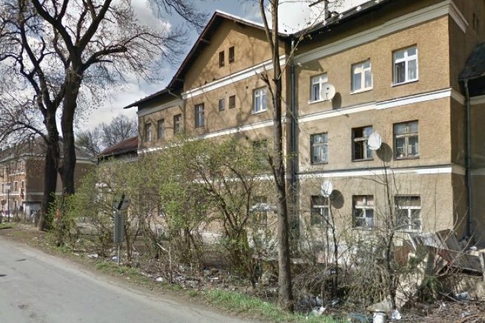 Ilustračný obrázok k článku Katastrofálny stav bytoviek na Bratislavskej ulici: Radnica sa obáva najhoršieho...