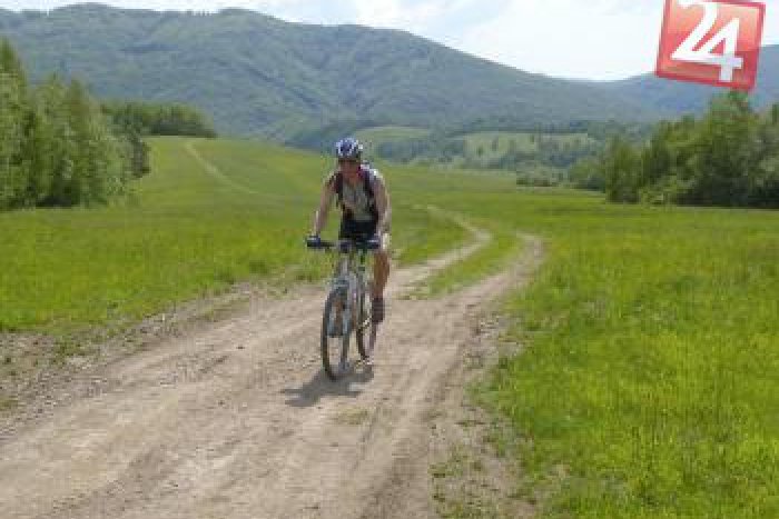 Ilustračný obrázok k článku Dobré správy pre milovníkov jazdy na dvoch kolesách: Z Bystrice povedie ďalšia cyklotrasa!