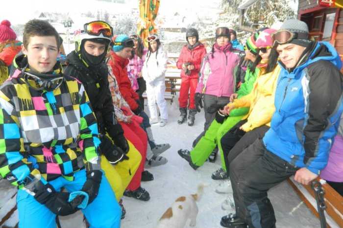 Ilustračný obrázok k článku Gymnazisti na lyžiarskom kurze: Brázdili zjazdovky Bachledovej doliny