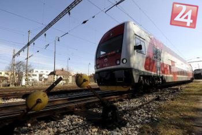 Ilustračný obrázok k článku Železničné nešťastie v Košiciach: Muž (†49) kráčal po koľaji, zrazil ho vlak!
