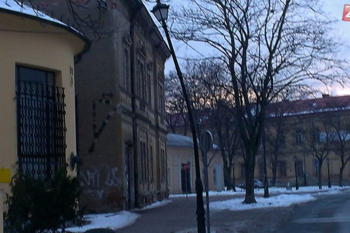 Ilustračný obrázok k článku Nová mestská atrakcia? Talianska Pisa má šikmú vežu, Košice lampu...