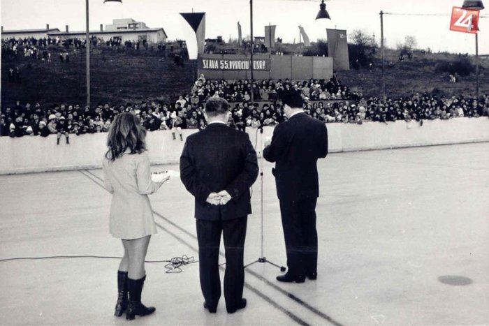 Ilustračný obrázok k článku Takto sa otváral zimný štadión pred 42 rokmi: Vráti sa zas hokej do Žiaru?