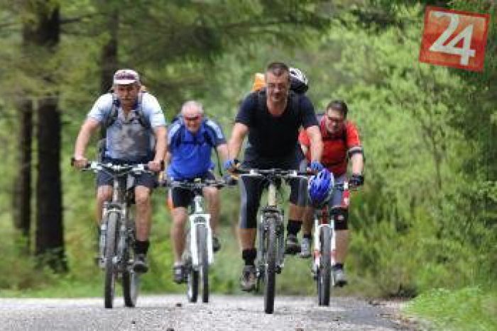 Ilustračný obrázok k článku Cyklistická sezóna sa začína aj v Tatrách: Cyklochodníky symbolicky otvoria netradičné preteky