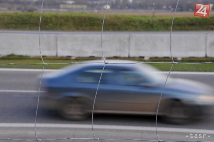 Ilustračný obrázok k článku Ochrana vodičov na diaľnici: NDS oplotí úsek medzi L. Mikulášom a Ivachnovou