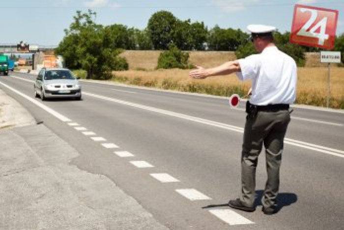 Ilustračný obrázok k článku Policajti ohlasujú ďalšiu kontrolu v Lučenci: V TENTO deň si treba dať na cestách pozor!