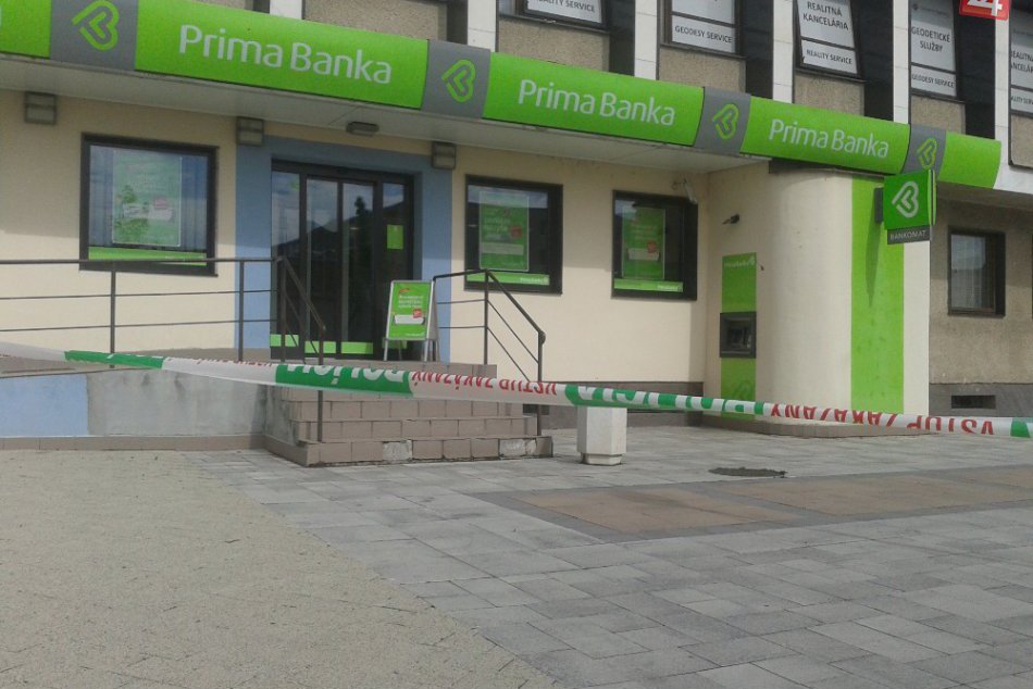 Ilustračný obrázok k článku V Žiari bolo rušno: Policajti prehľadávali pobočku známej banky