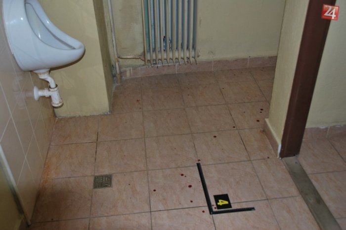 Ilustračný obrázok k článku Šokujúci výbuch na školskom záchode: Pozrite si zábery priamo z miesta!
