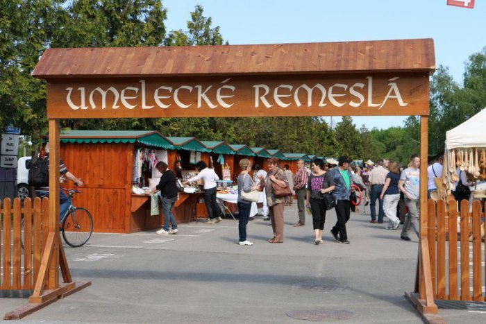 Ilustračný obrázok k článku Jarmok v Michalovciach už odštartoval: Pozrite si prvé FOTKY!