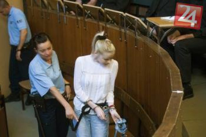 Ilustračný obrázok k článku Odvolací súd odročil pojednávanie s Rezešovou. Sudkyňa: Aj milionárka môže ochorieť!