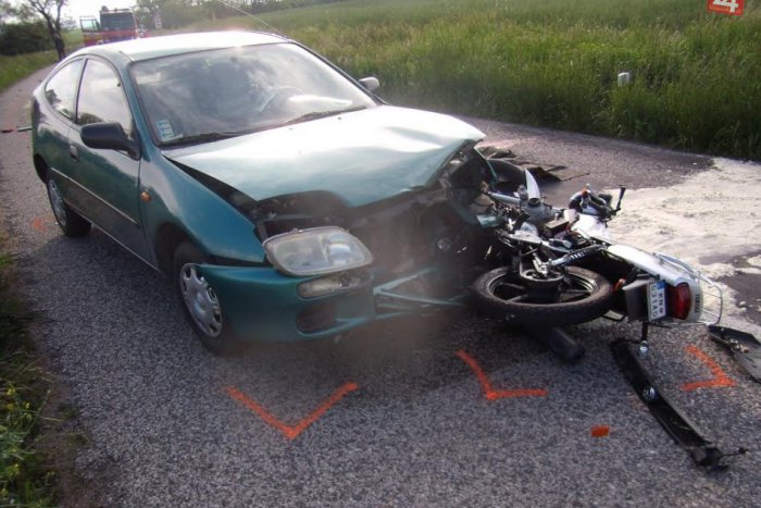 Ilustračný obrázok k článku AKTUALIZOVANÉ O FOTO: Tragická dopravná nehoda: Vyhasol život mladého motorkára