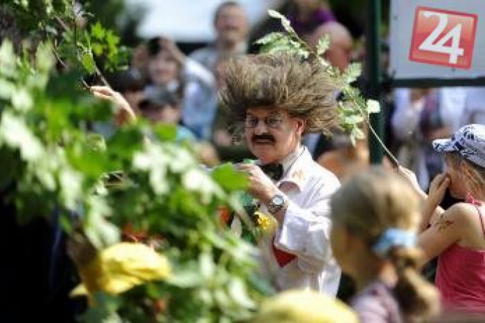 Ilustračný obrázok k článku Skvelá správa pre všetkých malých zvedavcov: Do Šale mieri kráľ detí - Majster „N“