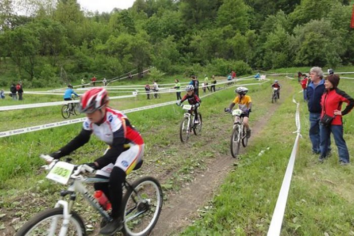 Ilustračný obrázok k článku Mladí cyklisti z Topoľčianok na majstrovstvách Slovenska: Technické a zdravotné problémy, no v konkurencii sa nestratili