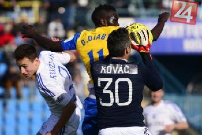 Ilustračný obrázok k článku V Čermeli sa červenalo: Košičania však oslabených Liptákov nezvládli