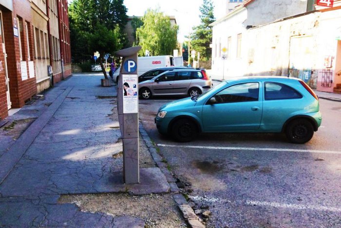 Ilustračný obrázok k článku Parkovanie v Prešove už v novej prevádzke: Pozrite si prehľad cien a spoplatnených časov!