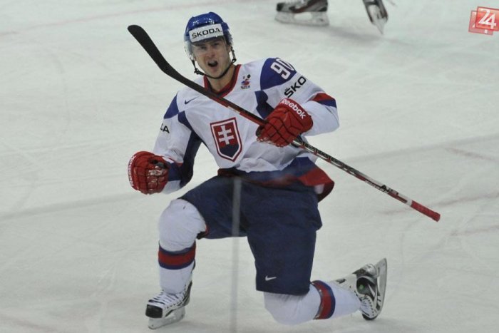 Ilustračný obrázok k článku Do Rožňavy zavítajú hokejové hviezdy! Pozrite, kto všetko si to rozdá v kopačkách na trávniku