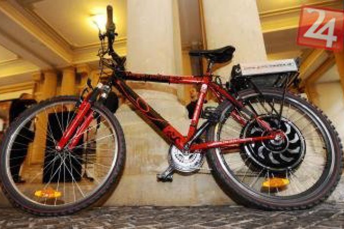 Ilustračný obrázok k článku Zlodejovi vyšla v Košiciach kuriózna krádež: Takto dokázal potiahnuť elektrobicykel!