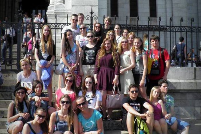 Ilustračný obrázok k článku Cesta, na ktorú len tak nezabudnú: Bystrickí gymnazisti obdivovali Paríž, nevyhli sa akcii zlodejov