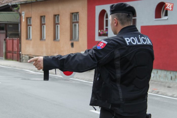 Ilustračný obrázok k článku Policajti idú znovu kontrolovať vodičov v Brezne a okolí: Všetky dôležité info vnútri!