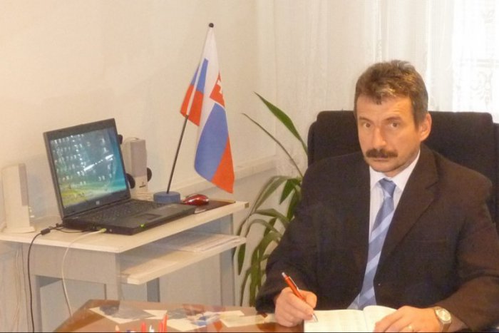 Ilustračný obrázok k článku Oficiálne výsledky volieb v Moravciach: Primátorom sa stal Dušan Husár