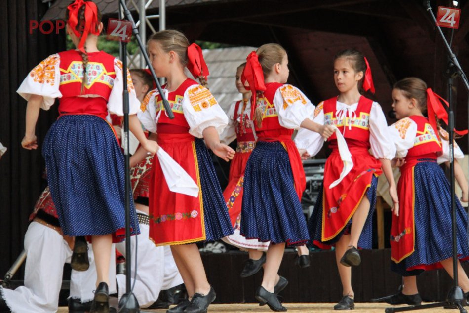 Ilustračný obrázok k článku Zamagurské folklórne slávnosti: Tento rok aj s rómskymi tancami, Heľeninými očami či českými Beatlesákmi