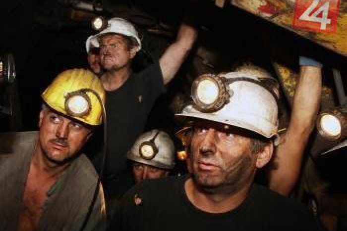 Ilustračný obrázok k článku Mladému baníkovi (22) stroj zachytil nohu: Nasledoval šok, operácia aj umelý spánok!