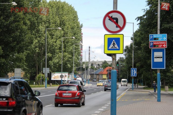 Ilustračný obrázok k článku Pozor na zmenu dopravného značenia v Poprade. Odbočenie na parkovisko vás môže vyjsť draho