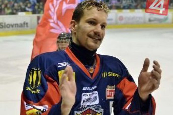 Ilustračný obrázok k článku V kádri HKM ostáva aj Michal Chovan, naopak do Čiech mieri obranca Hraško